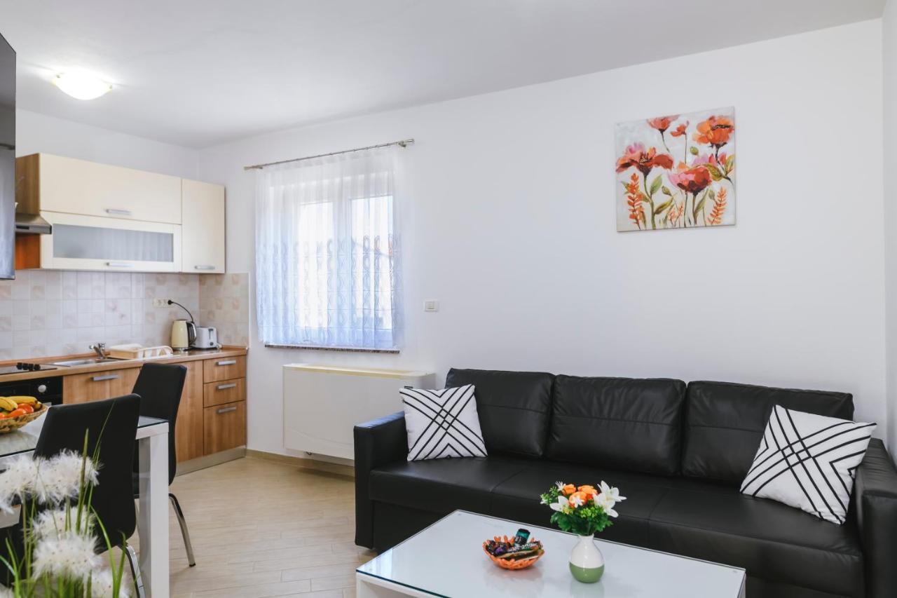 Apartments Mirela Koper Extérieur photo
